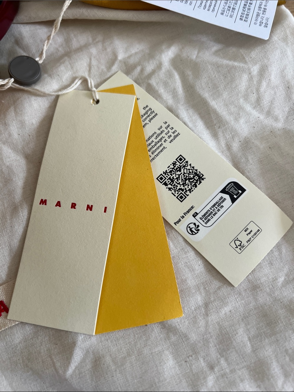 NWT Marni Pannier Mustard Suede Bucket Crossbody w Card Pouch. - Picture 9 of 10